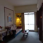 Famous Service Apartment Times Square Kl