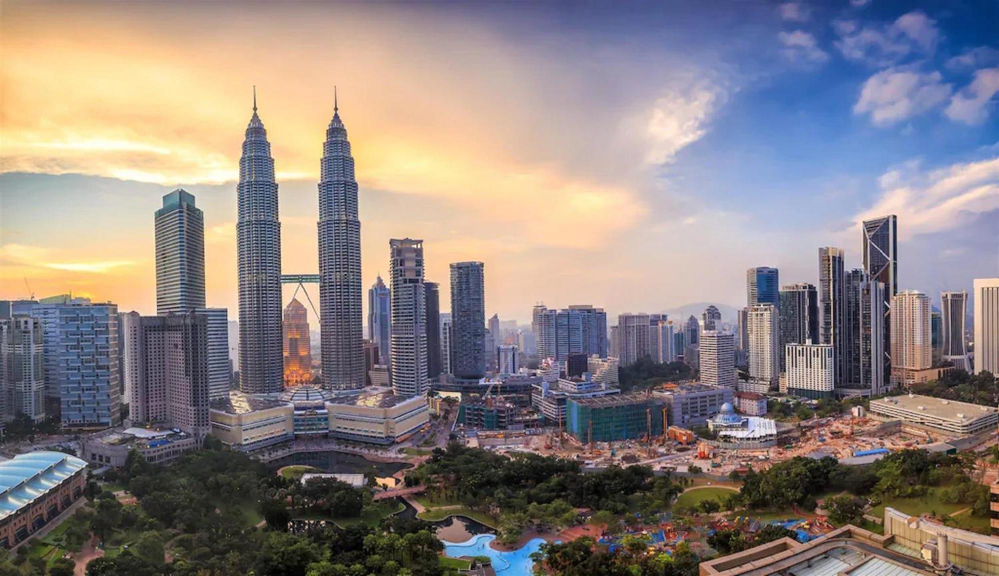 Famous Service Times Square Kl Pangsapuri Kuala Lumpur