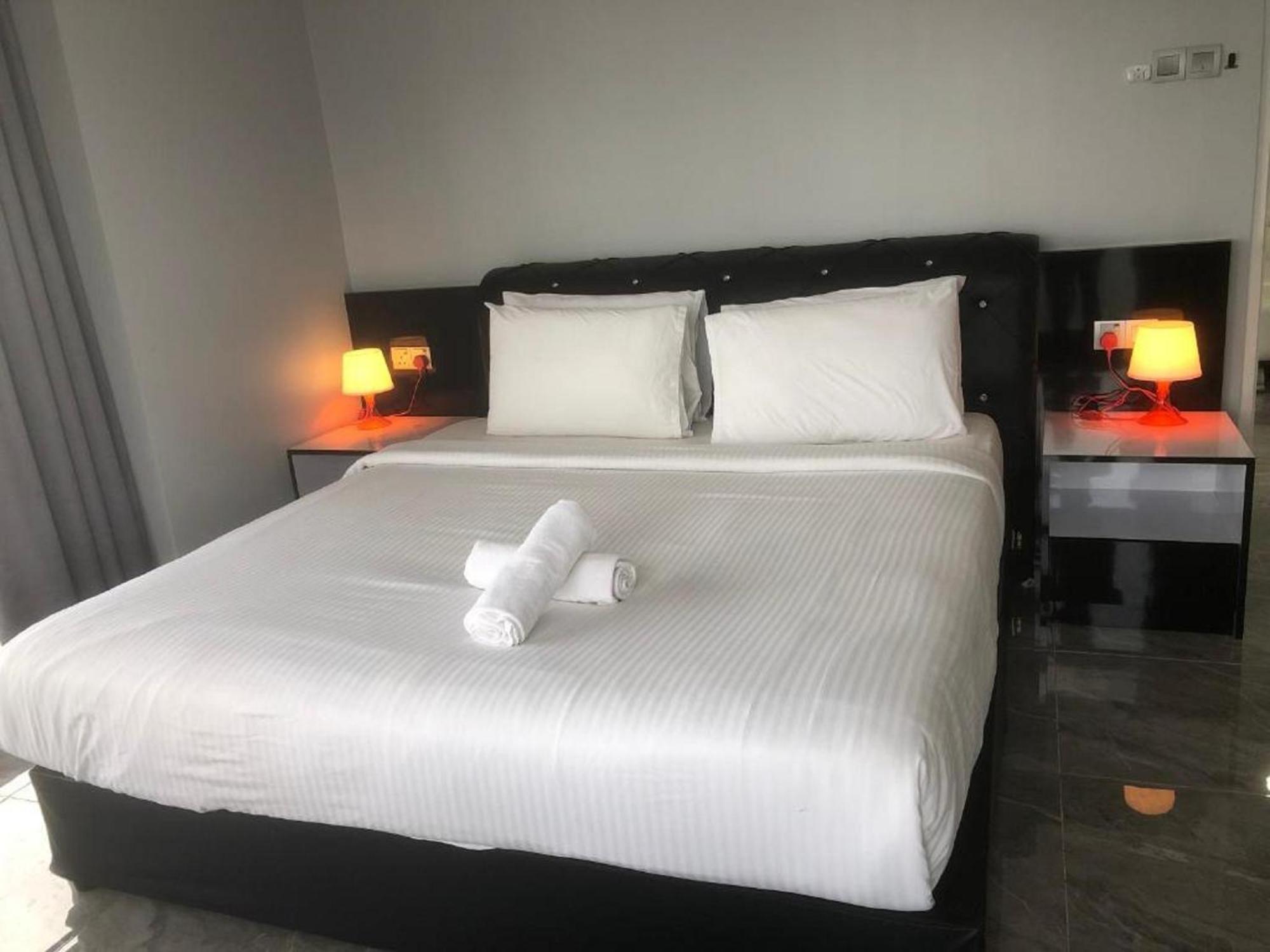 Pangsapuri Famous Service Times Square Kl Kuala Lumpur